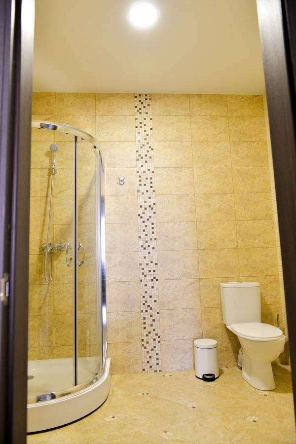 Grad Hotel Ashmyany ภายนอก รูปภาพ